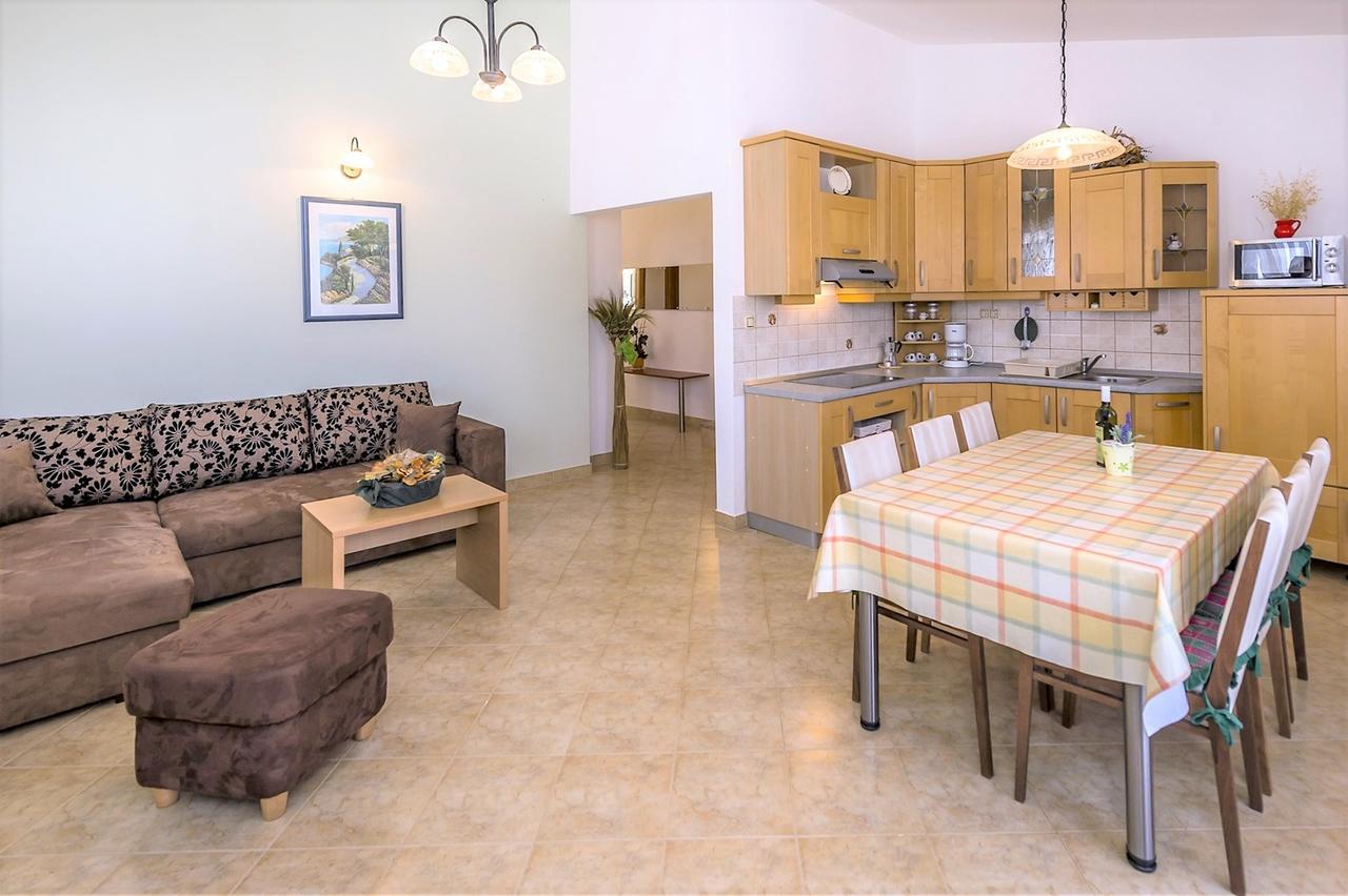 Villa Valtrazza Tar-Vabriga Buitenkant foto