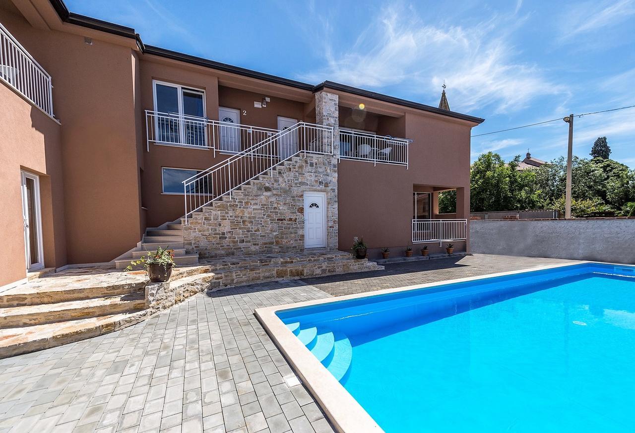 Villa Valtrazza Tar-Vabriga Buitenkant foto