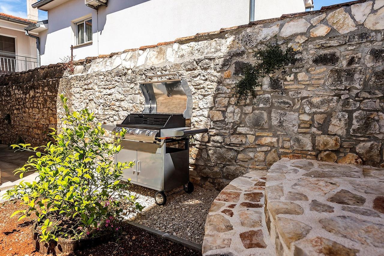Villa Valtrazza Tar-Vabriga Buitenkant foto