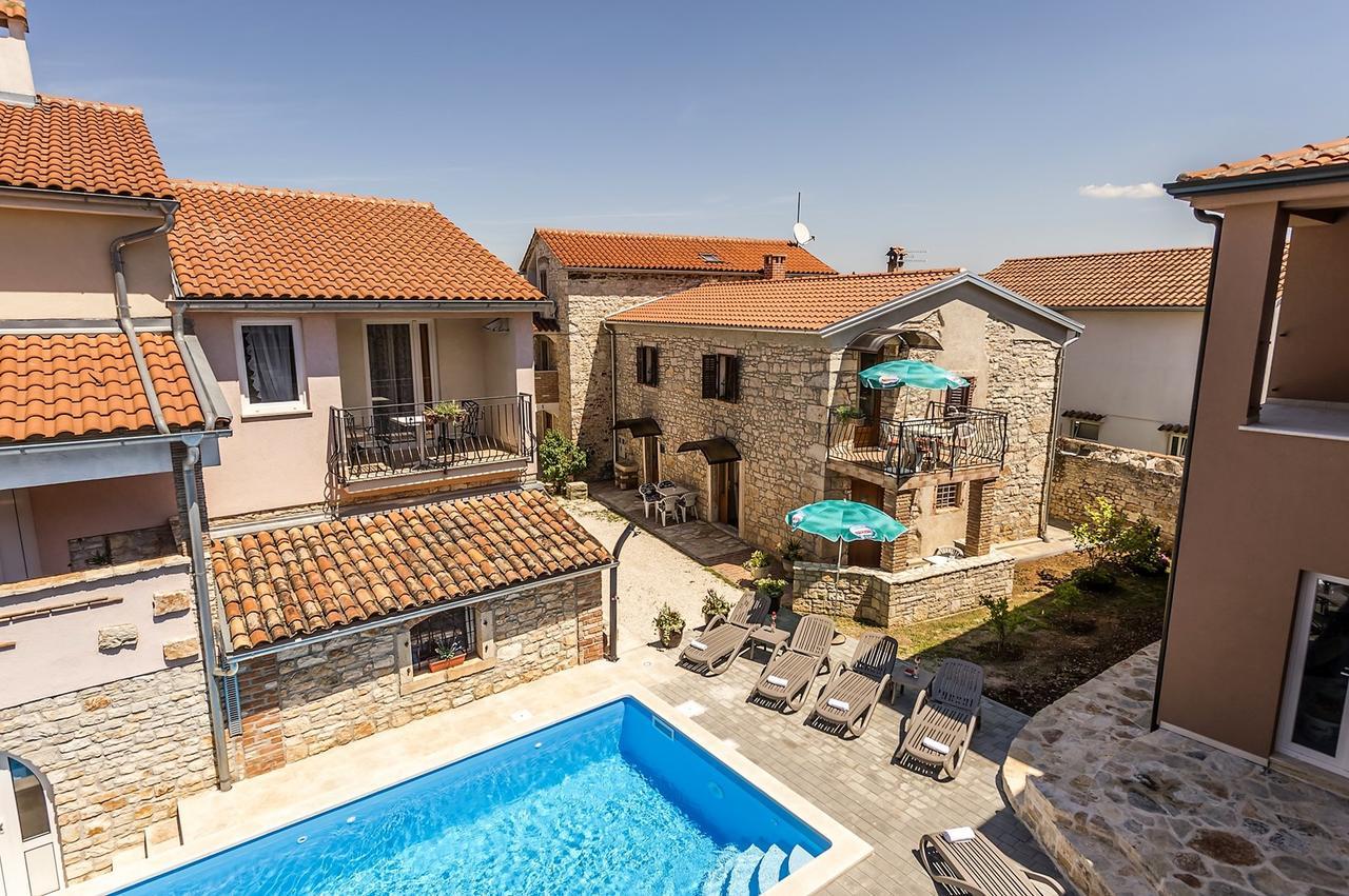 Villa Valtrazza Tar-Vabriga Buitenkant foto