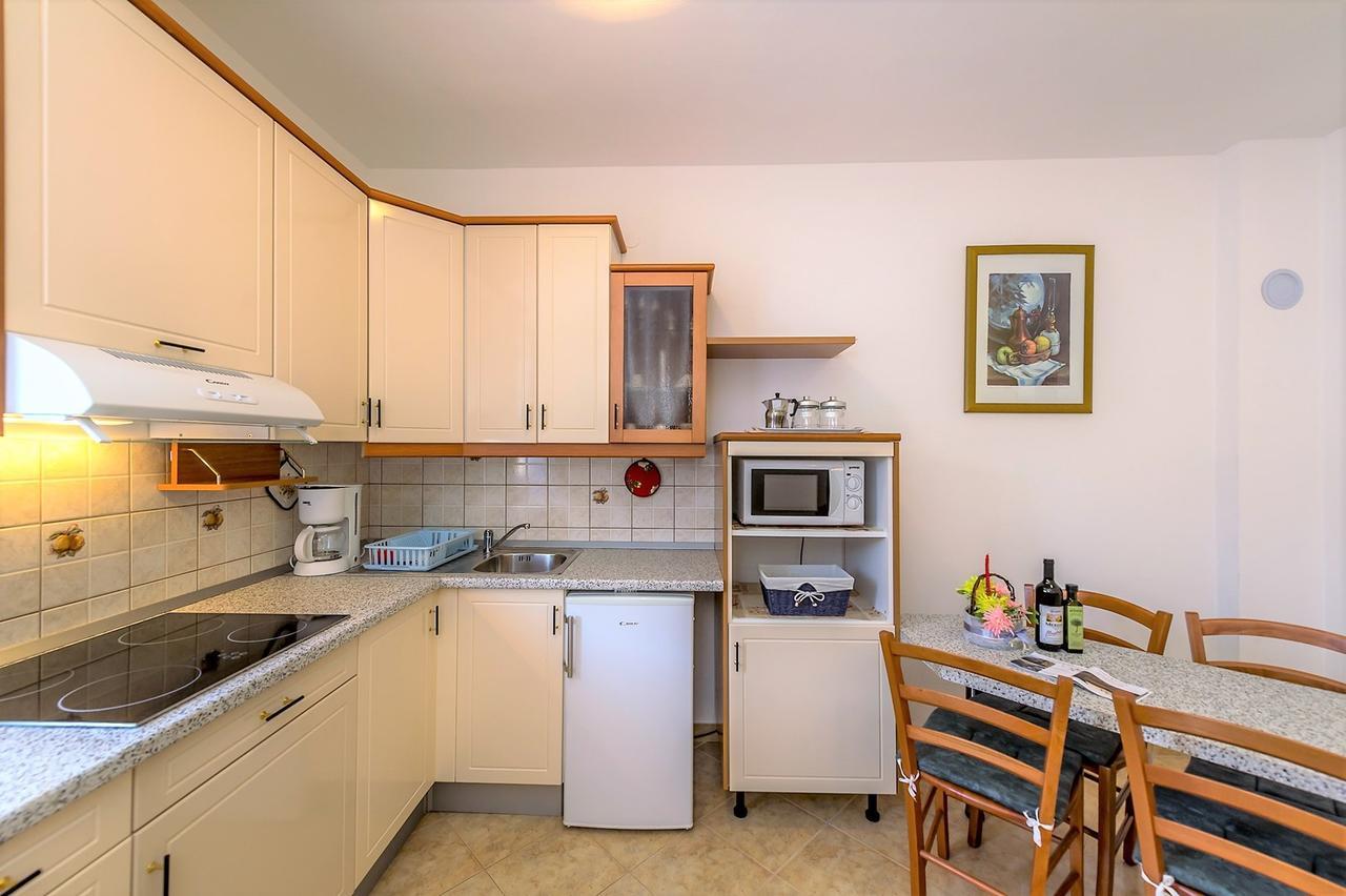Villa Valtrazza Tar-Vabriga Kamer foto