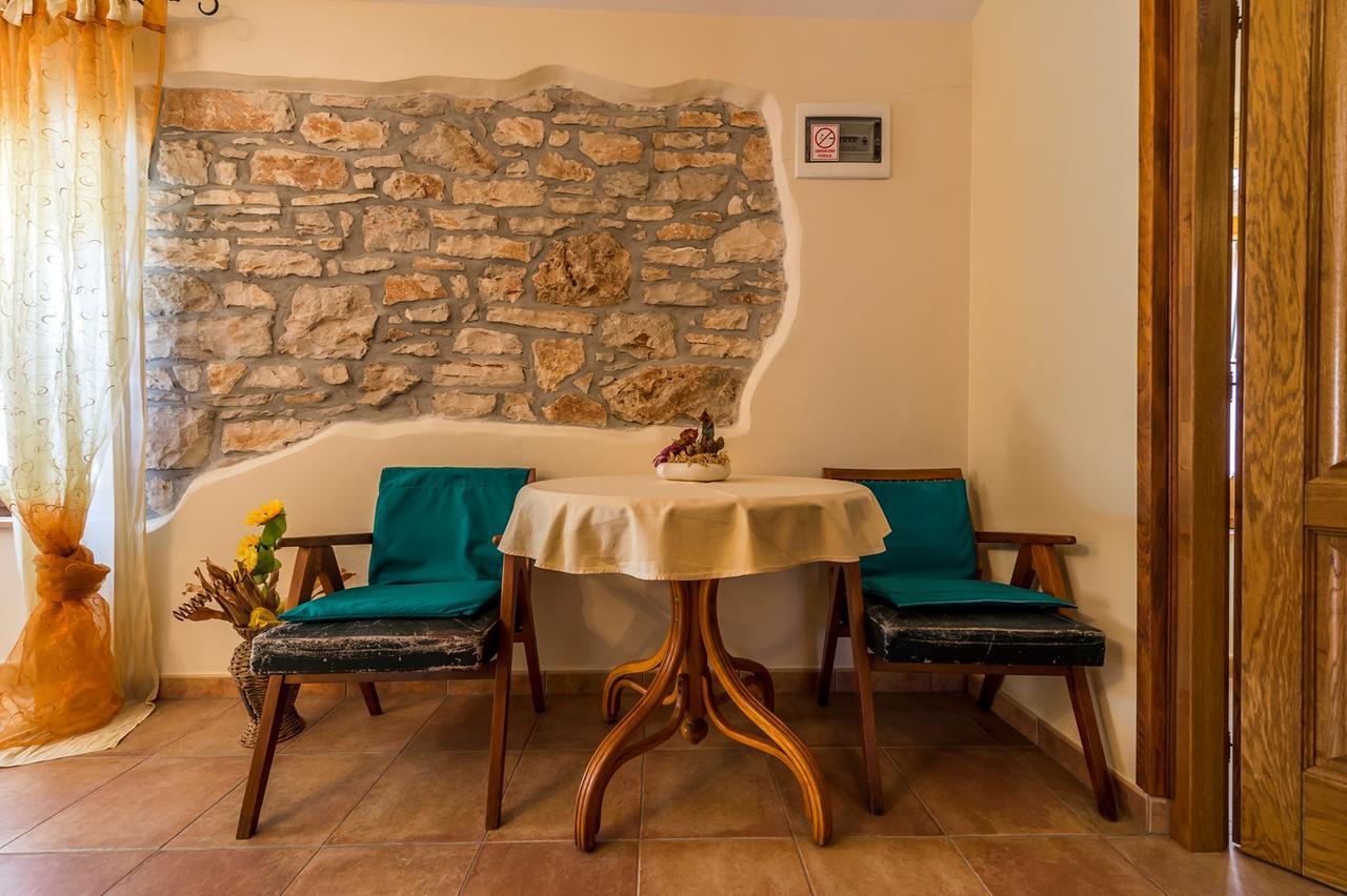 Villa Valtrazza Tar-Vabriga Buitenkant foto