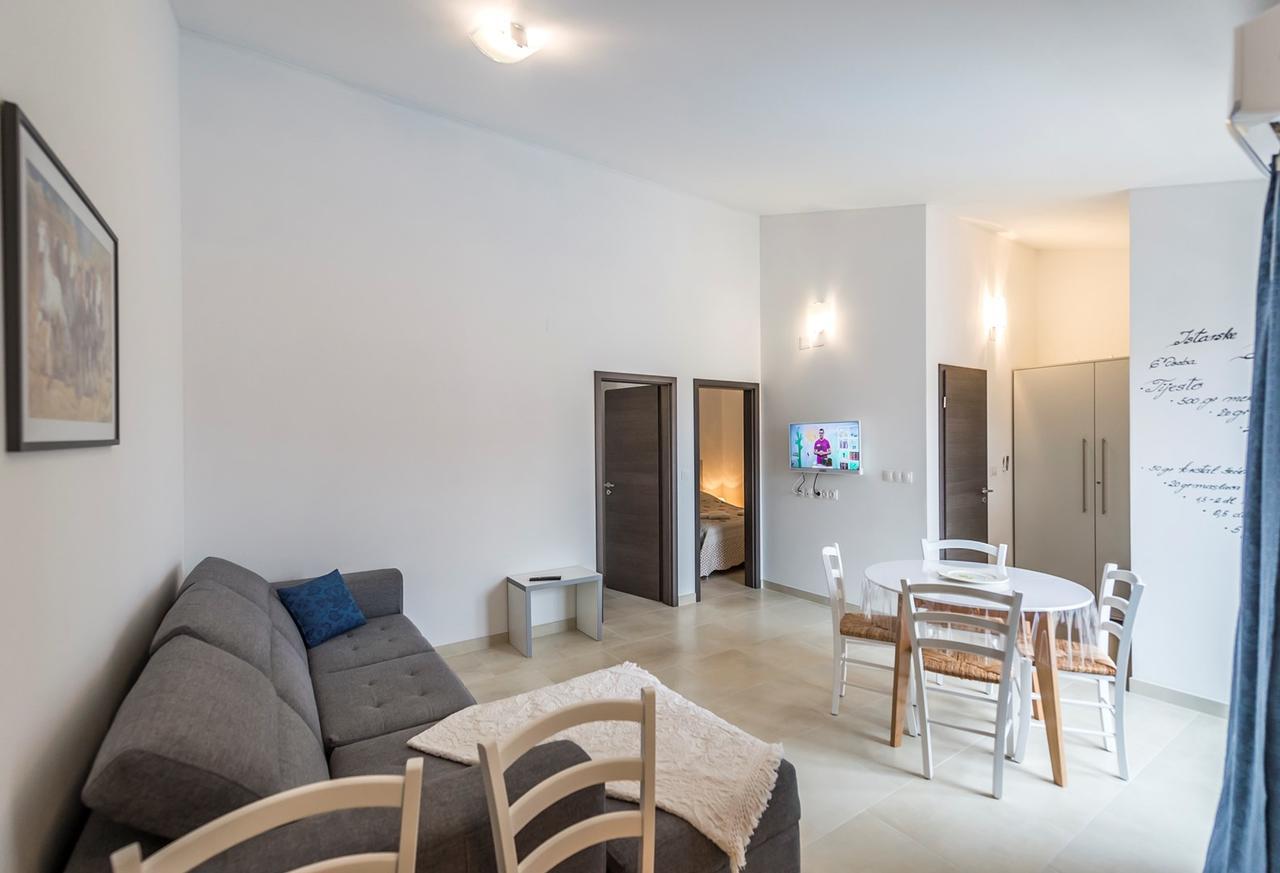 Villa Valtrazza Tar-Vabriga Buitenkant foto