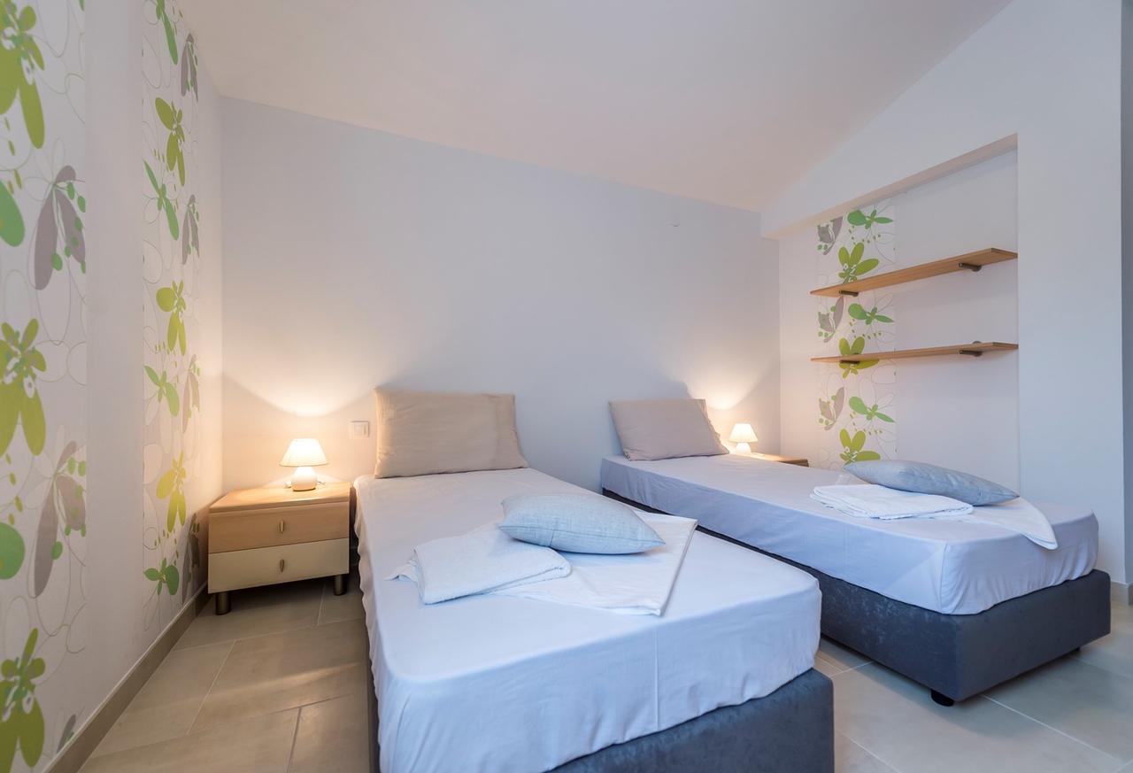 Villa Valtrazza Tar-Vabriga Buitenkant foto