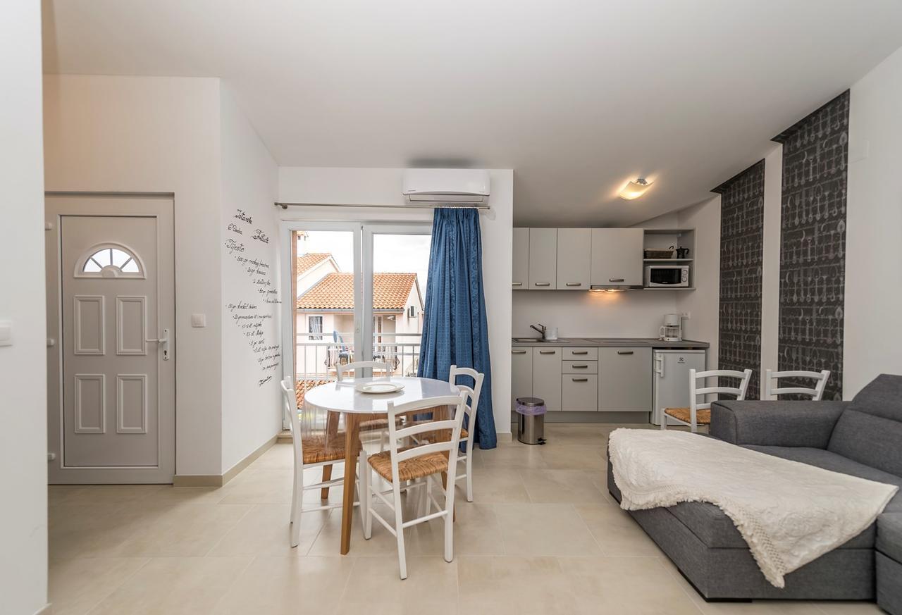 Villa Valtrazza Tar-Vabriga Buitenkant foto